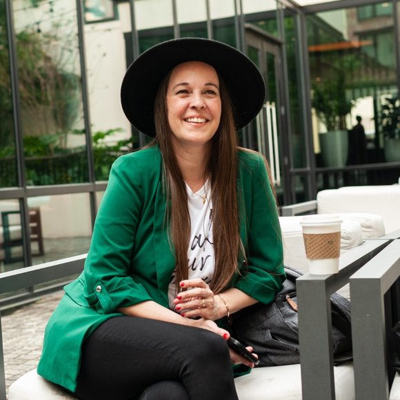 Meet the Posher Other - Meet your Posher, Kimberly